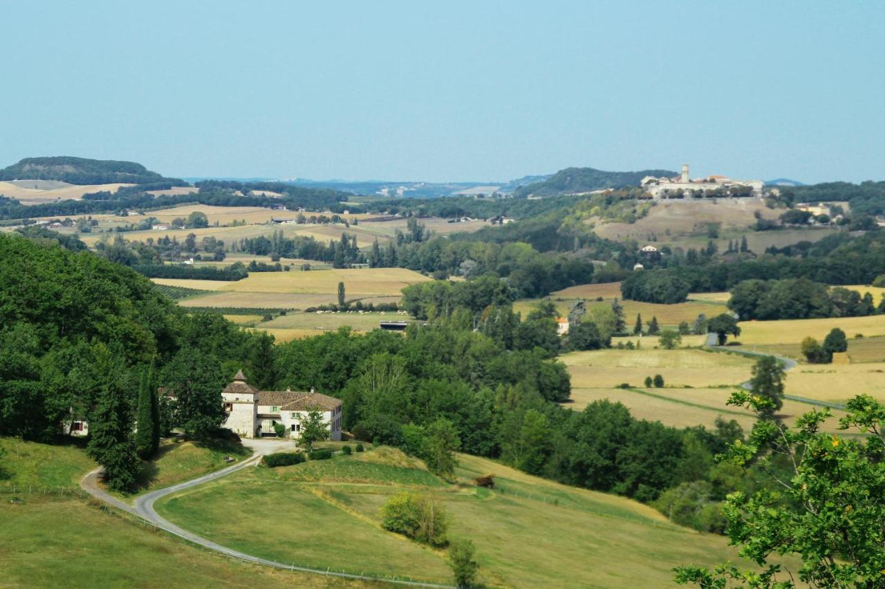 Hotel Manoir Le Moulinal47 - Vue Panoramique Courbiac Esterno foto